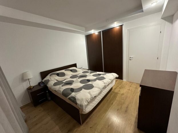 Cosmopolis, inchiriere apartament 2 camere, parcare.